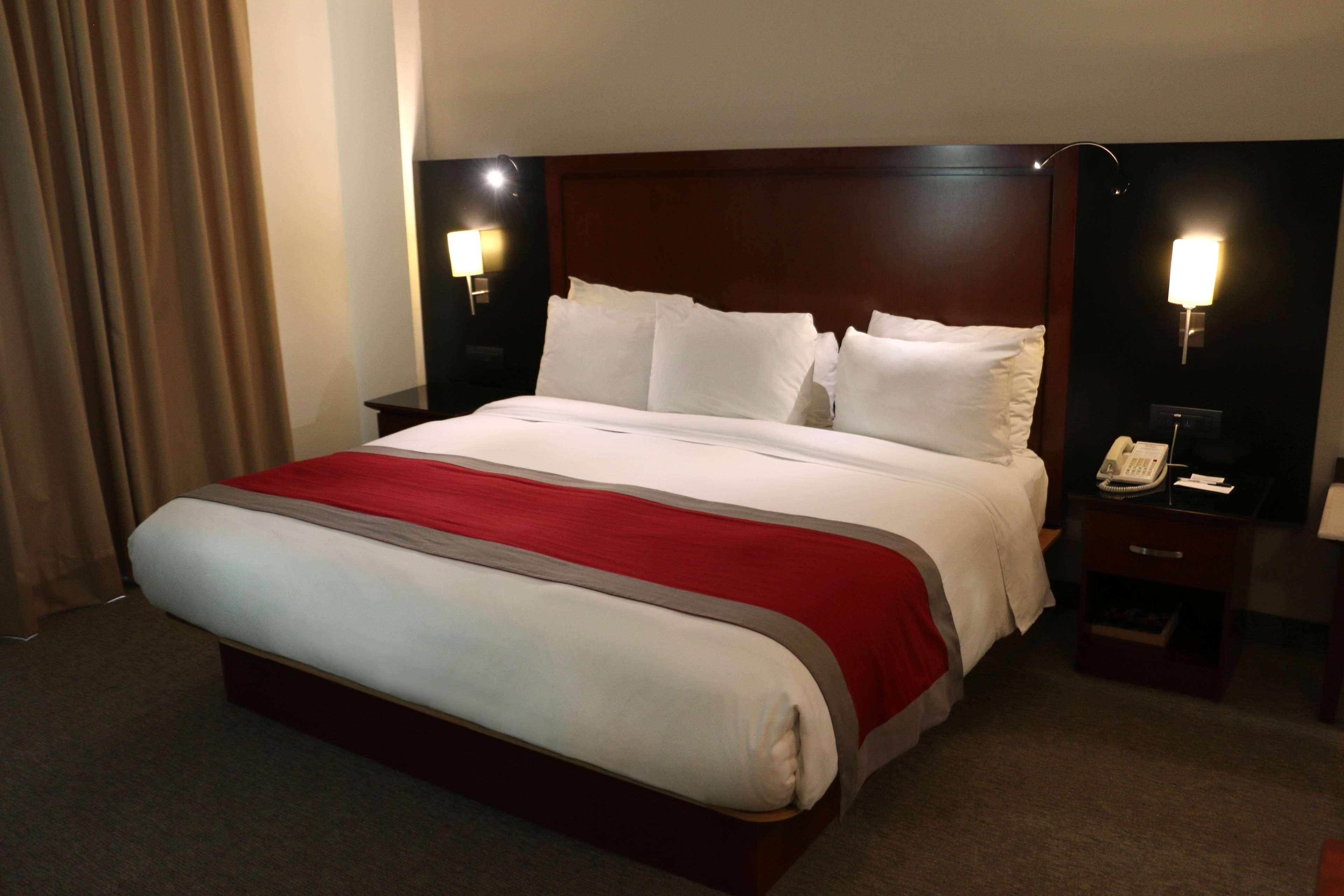 Radisson Poliforum Plaza Hotel Леон Екстер'єр фото