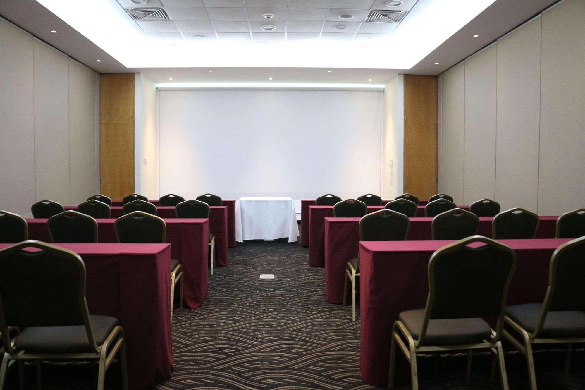 Radisson Poliforum Plaza Hotel Леон Екстер'єр фото
