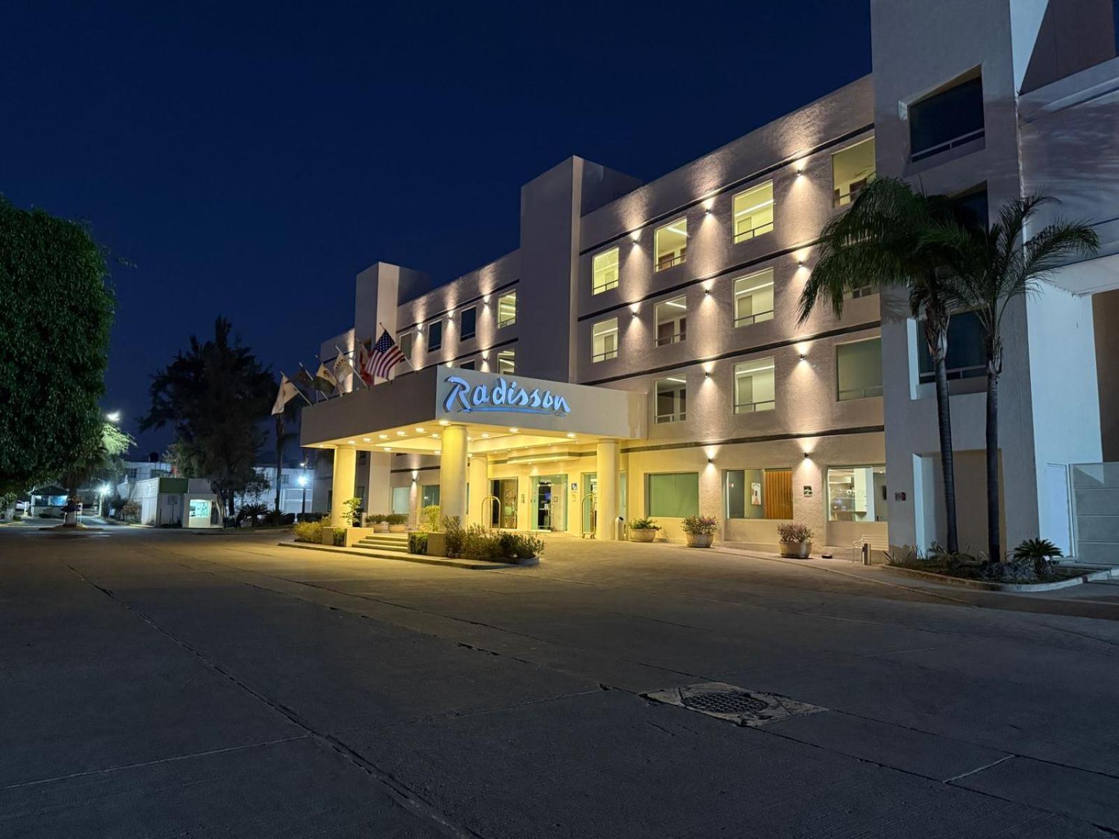 Radisson Poliforum Plaza Hotel Леон Екстер'єр фото